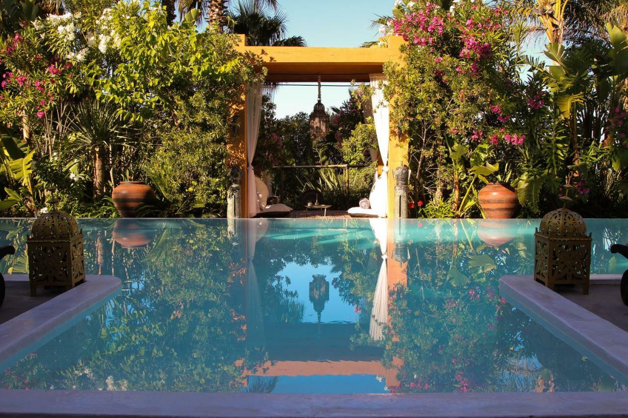 Ddg Retreat Hotel Casares Bagian luar foto